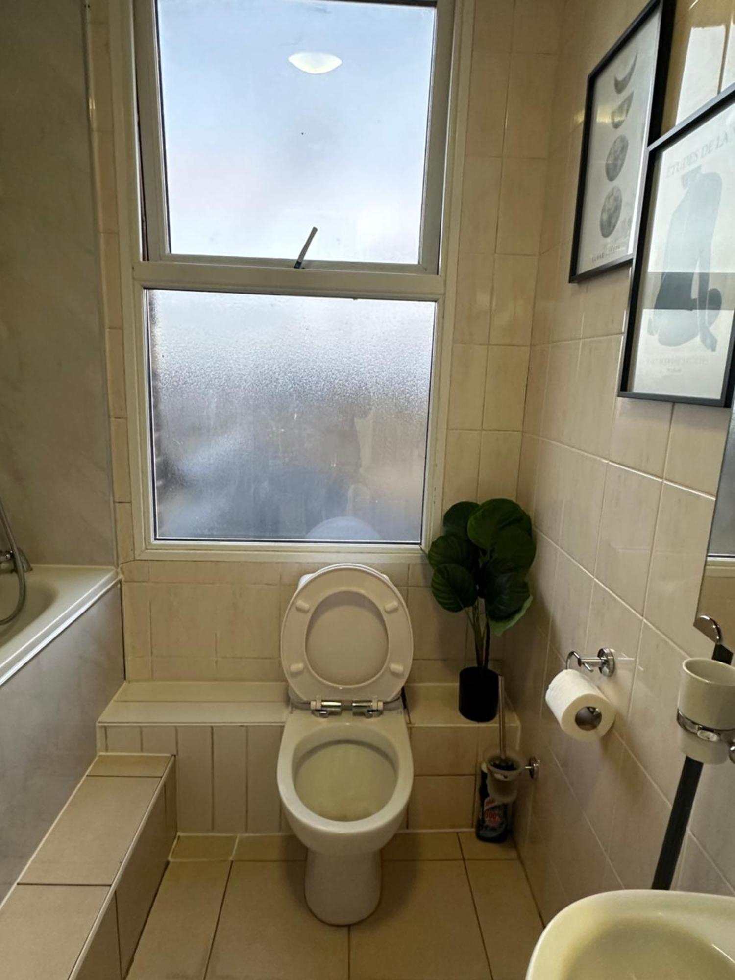 Beautiful Studio Apartment No4 Forest Road Londra Esterno foto